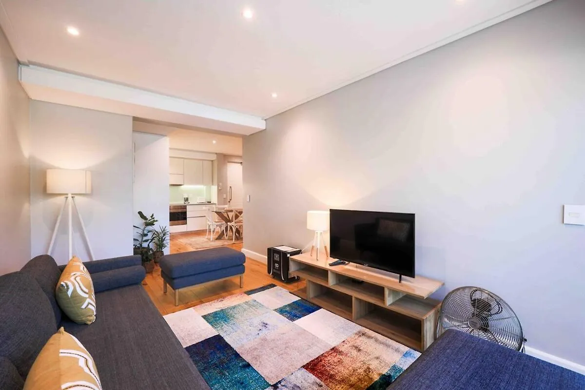 Vibrant Greenpoint Near Waterfront, Shops &Dining Città del Capo 0*,  Sudafrica